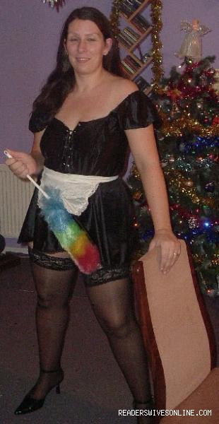 Amateur French Maid - Readers Wives Online - French maid got da vote